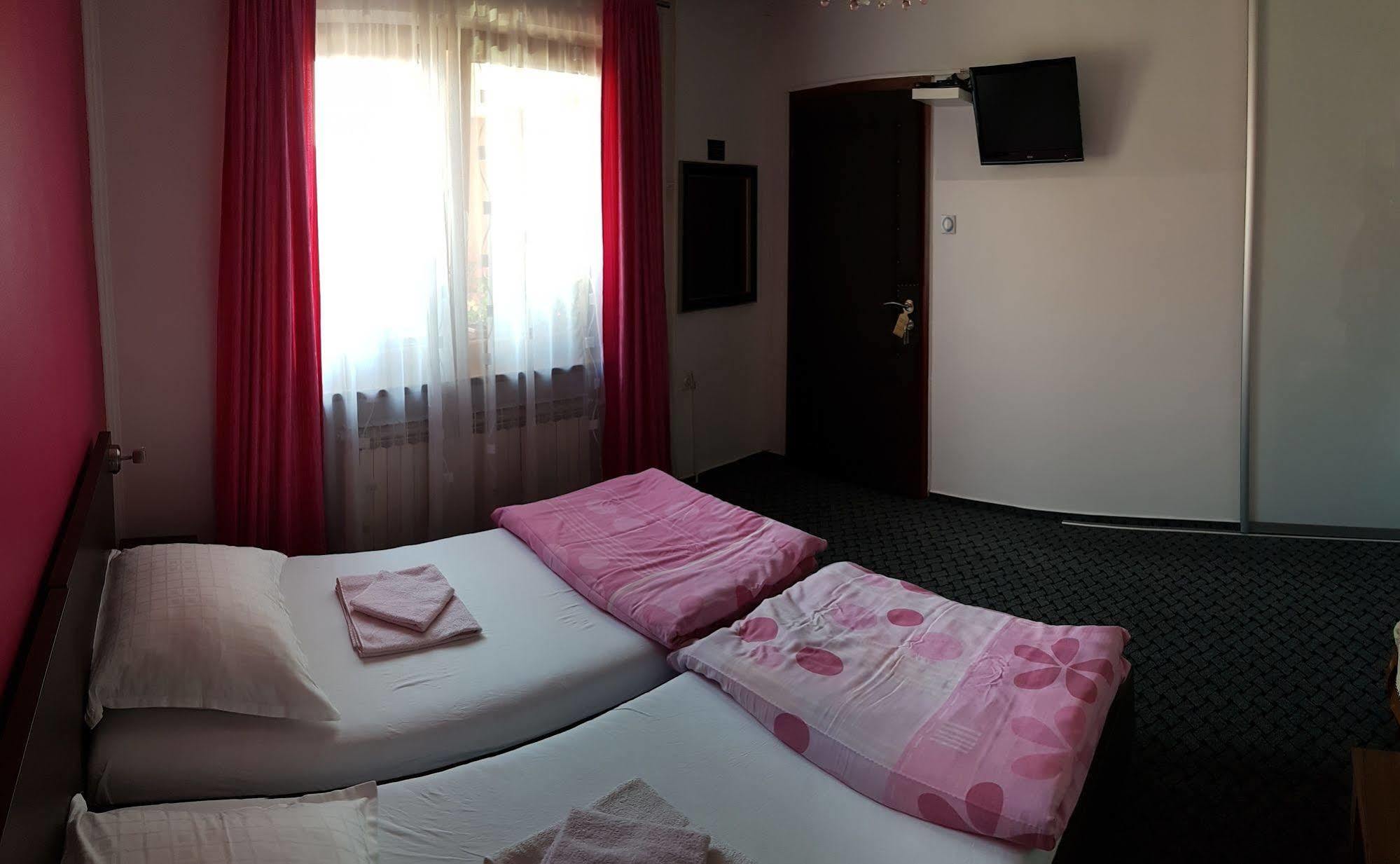 Guest House Ciro Saraievo Exterior foto