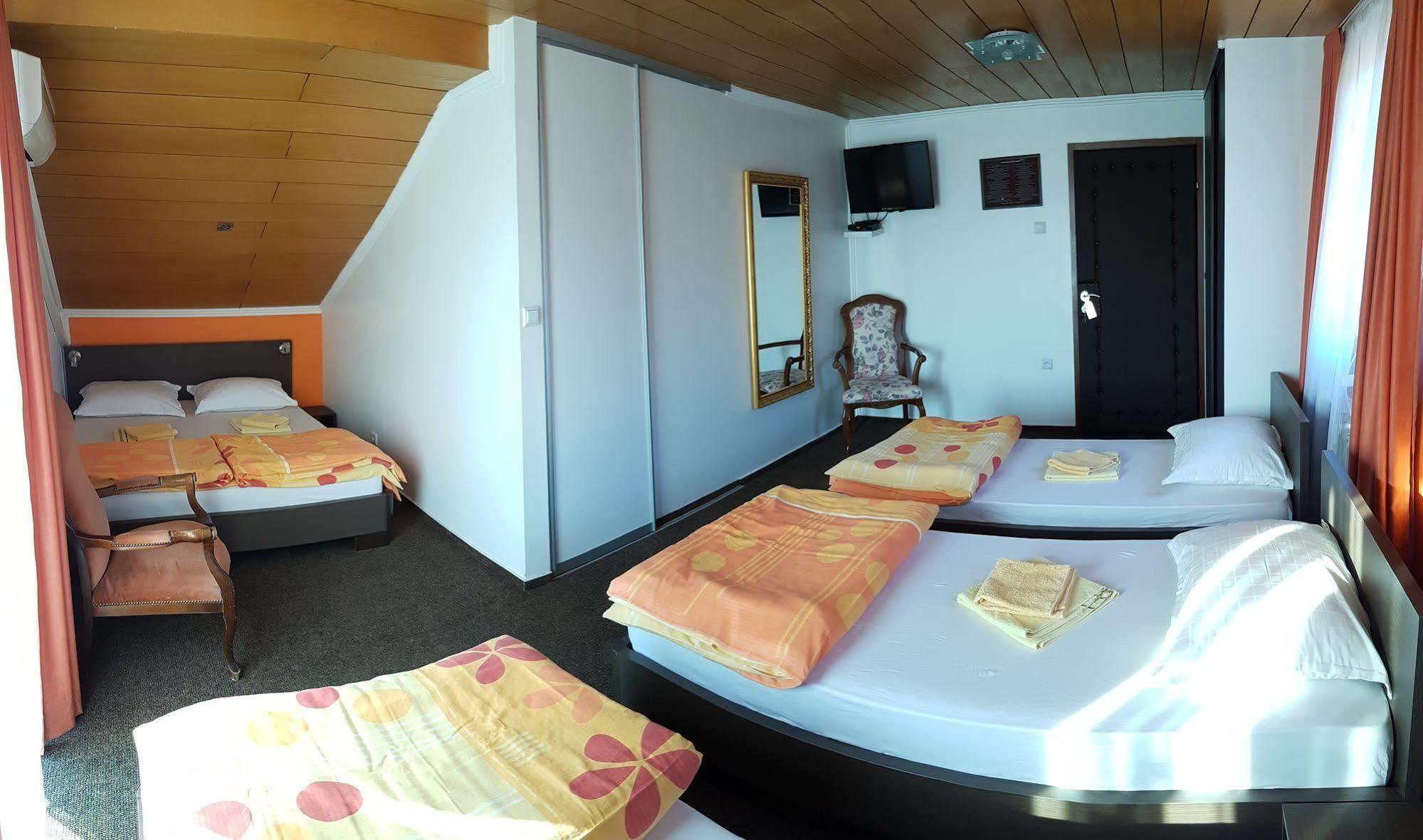 Guest House Ciro Saraievo Exterior foto
